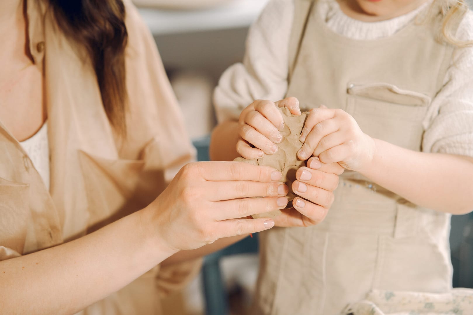 Atelier artistique PARENTS / ENFANTS - Argile